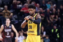 Βασίλισσα ΑΕΚ πάτησε με... βασιλιά Σίλβα τη Σολνόκι κι έκανε το 2/2!