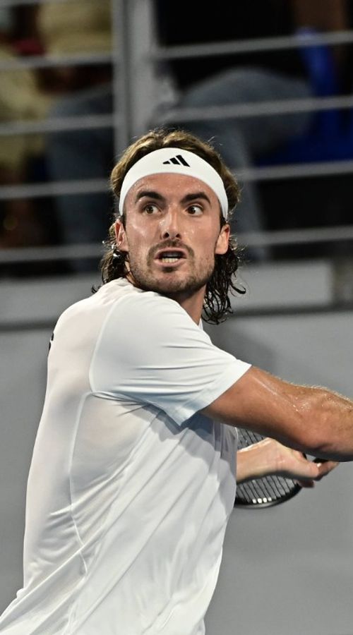 Εκπνέει η προθεσμία για τον Στέφανο Τσιτσιπά: Γιατί δεν έχει παραδώσει ακόμα το δίπλωμά του