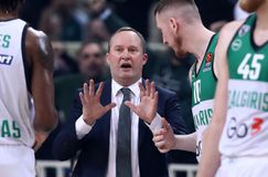 «Τελειώνει» ο Μακσβίτις από τη Ζάλγκιρις, με τα εισιτήρια στο χέρι ο Τρινκιέρι»