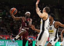 Μπάγερν για Όσκαρ «πάτησε» την Παρτίζαν!