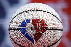 Γιατί οι δισεκατομμυριούχοι αγοράζουν ομάδες: Το νέο status asset που ξεπερνά τέχνη και supercars