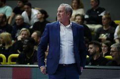 Ζούρος: «Προφανώς οι παίκτες μου δεν θέλουν να παίξουν μπάσκετ»