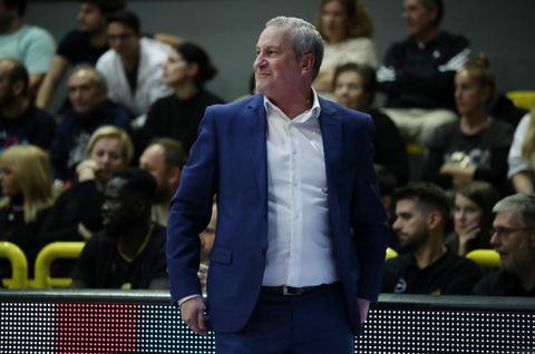 Ζούρος: «Προφανώς οι παίκτες μου δεν θέλουν να παίξουν μπάσκετ»