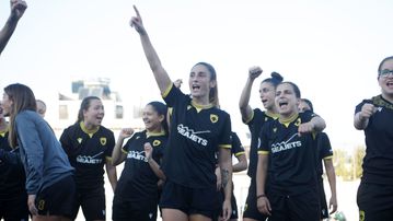 Μεγάλη ανατροπή και νίκη για την ΑΕΚ επί του Παναθηναϊκού με 2-1