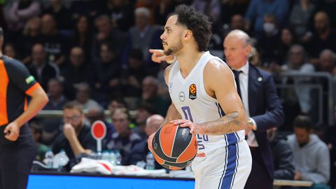 Σοκ στην Εφές: Νοκ άουτ για αρκετό καιρό ο Σέιν Λάρκιν