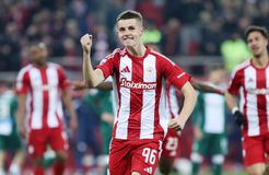 Χρήστος Μουζακίτης: Από τις ακαδημίες του Ολυμπιακού στο βραβείο του Golden Boy Web