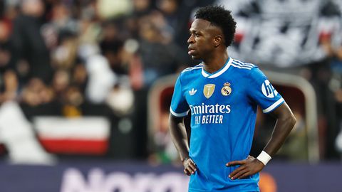 Σχέδιο «κλοπής» του Βινίσιους από την Παρί Σεν Ζερμέν