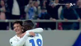 Φοβερή ενέργεια Τεττέη που σέρβιρε στον Καρέτσα για το 2-0 της Ελλάδας