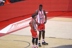 Ψάχνεις να βρεις θετικό και δεν μπορείς...