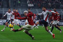 «Κόλλησαν» στο μηδέν Μίλαν και Τζένοα παρά τις αρκετές ευκαιρίες των «ροσονέρι»