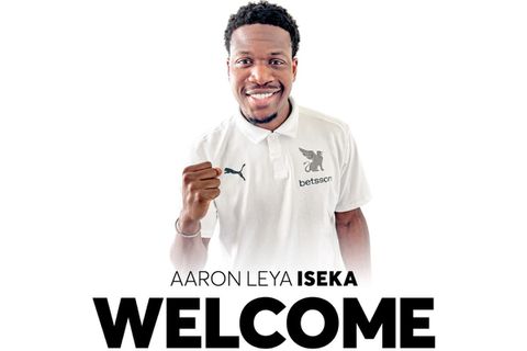 Επίσημο: Επέστρεψε στον ΟΦΗ ο Ισέκα