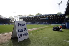 Οπαδική κατακραυγή στην Αγγλία οδήγησε σε απόλυση προπονητή με καταδίκη για παιδεραστία