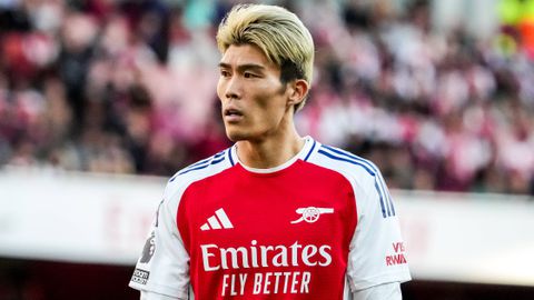 Συμφωνία Άγιαξ με Τακεχίρο Τομιγιάσου