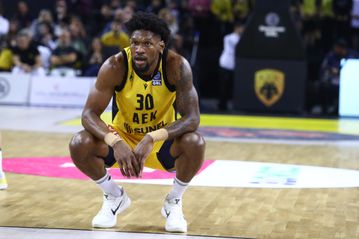 Νοκ άουτ Σίλβα και Λεκαβίτσιους εν όψει Ζολνόκι