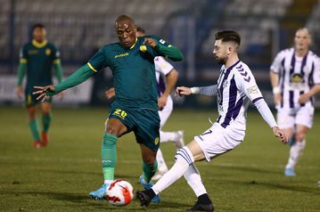 Τέλος ο Φλόρες από τον Παναιτωλικό - Υπογράφει στη Φέχερβαρ, τι συμβαίνει με τον Άρη!