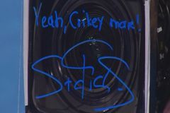 Στέφανος Τσιτσιπάς: Το μυστηριώδες μήνυμα του στην κάμερα (pic)