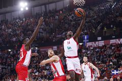 Ο Καμαγκατέ της Αρμάνι θα τελειώσει τη σεζόν στην Τορτόνα