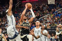 Οι Μπακς «πάτησαν» το Ορλάντο με... μαγικούς Γιάννη και Λίλαρντ (vids)