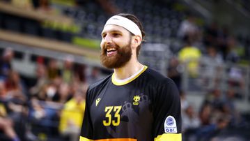 Στη Σαλόν ο Γκραντ Γκόλντεν