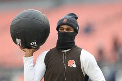 Πέντε λεπτά προπόνηση με med ball για δύναμη και κάψιμο λίπους — ούτε γυμναστήριο δεν χρειάζεται