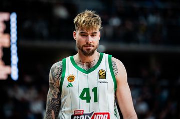 Ο Χουάντσο Ερνανγκόμεθ αποχαιρέτησε τη γιαγιά του - Το story του στο Instagram (pic)