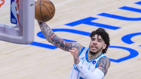 Νέα ήττα για τους Λέικερς και η κρίση παραμένει