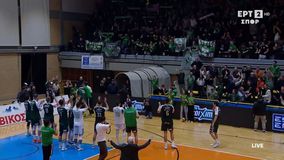 Παναθηναϊκός - Ολυμπιακός: Οι πανηγυρισμοί παικτών και κόσμου των πρασίνων μετά τη νίκη στο ντέρμπι