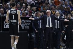 O  Ομπράντοβιτς πιστεύει πως ο Βούκτσεβιτς «έβλεπε άλλο ματς», αλλά παραδέχθηκε πως «έπαιξε καλά» (vid)