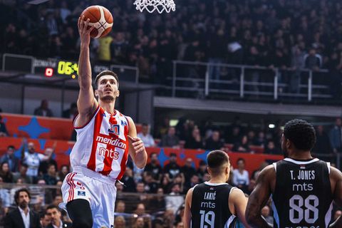 «Καρφιά» του MVP Πετρούσεφ για την Παρτίζαν: «Δεν καταλαβαίνω γιατί πρέπει να υποτιμάται η δουλειά μας» (vid)