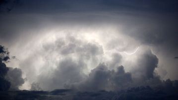 Καιρός: Έρχονται πολύ χαμηλές θερμοκρασίες - Έντονα φαινόμενα την Τσικνοπέμπτη στην Αττική