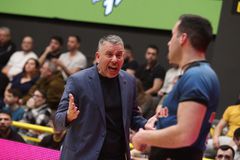 «Βράζουν» στο Μαρούσι Chery: «Το άδικο έχει γίνει κανόνας» (vid)