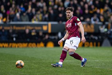 Το αποθεωτικό ποστ της Γουέστ Χαμ για τον αρχηγό Μαυροπάνο