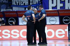 Αυτοί είναι οι 14 διαιτητές του Allwyn Final 8