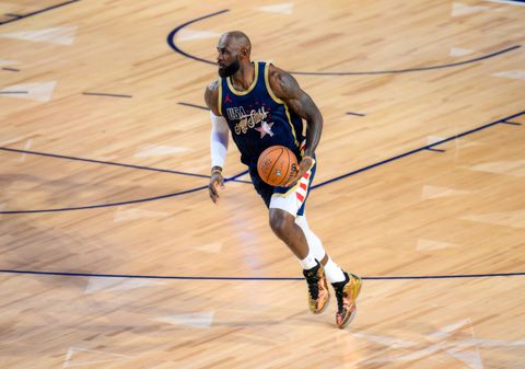 Απίστευτο!Ο Λεμπρόν Τζέιμς έμεινε για πρώτη φορά από το 2010 χωρίς πόντο σε πρώτο ημίχρονο! (pic)