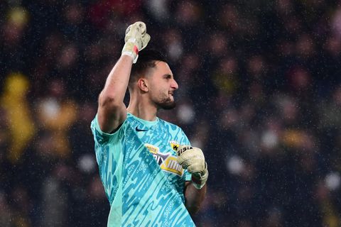 Ο Στρακόσια του τρία στα πέντε και του πρωταθληματικού ρεκόρ