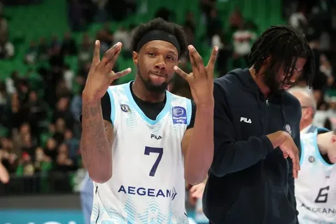 Μακ: «Μου αρέσει η πίεση, να τελειώσουμε τη δουλειά»