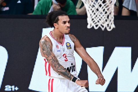 Γουόρντ: «Περιμένω ένα έντονο παιχνίδι με την ΑΕΚ»