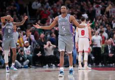 O ΝτιΑρόν Φοξ με τρίποντο στην εκπνοή χάρισε τη νίκη στους Κινγκς στο Σικάγο, οριακή επικράτηση των Σέλτικς στη Μινεσότα (vids)