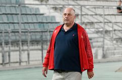 «Καρφί» Μπέου για την κλήρωση των play offs της Super League: «Δώστε μου το τηλέφωνο του Ελβετού από το... Καματερό»!