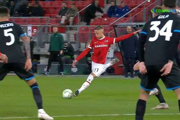 Το φοβερό γκολ του Κάρλσον για την Αλκμάαρ (vid)