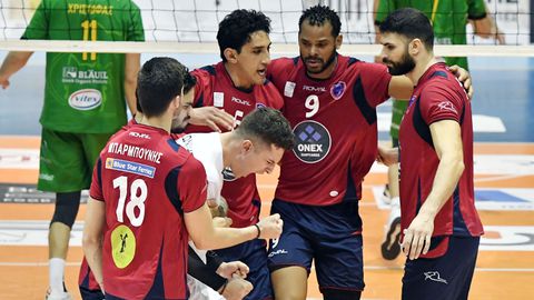 Αγκαλιά με την παραμονή ο Φοίνικας Σύρου, 3-1 την Καλαμάτα