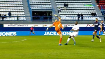 Δεν εκμεταλλεύτηκε το λάθος του Αναγνωστόπουλου ο Μπακού