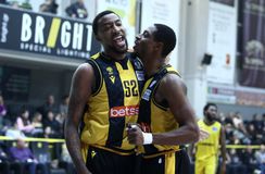 Έκανε ένα βήμα μπροστά, επιβάλλεται να δείξει σταθερότητα