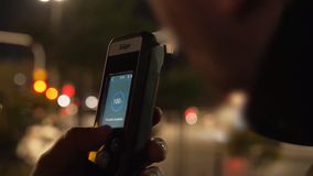 Αλκοτέστ: Πότε ο συνοδηγός θα μπορεί να οδηγήσει για 12 ώρες το αυτοκίνητο του παραβάτη οδηγού