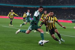 Πόσα εισιτήρια θα πάρουν οι φίλαθλοι Παναθηναϊκού και ΑΕΚ αν οι ομάδες τους πάνε ευρωπαϊκό τελικό