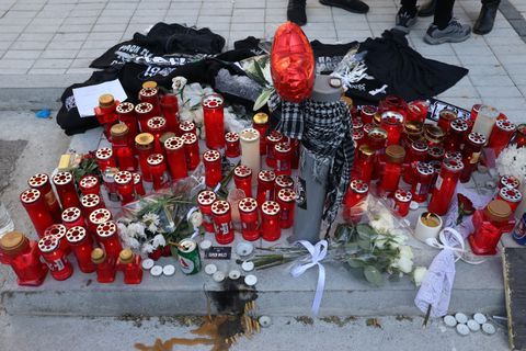 Ανοίξτε τα γήπεδα για ΟΛΟΥΣ, να πάψουμε να μετράμε νεκρούς και ισοβίτες