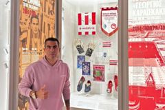 Ο Νέρι Καστίγιο επισκέφθηκε το νέο μουσείο του Ολυμπιακού