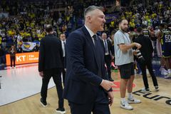 Το πλάνο της Φενέρμπαχτσε για το ΣΕΦ και η αντιμετώπιση Ντόρσεϊ – Βεζένκοφ