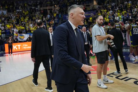 Το πλάνο της Φενέρμπαχτσε για το ΣΕΦ και η αντιμετώπιση Ντόρσεϊ – Βεζένκοφ