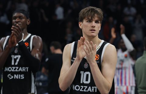 Η Παρτίζαν «κλειδώνει» το μέλλον με πολυετές συμβόλαιο σε ταλαντούχο φόργουορντ